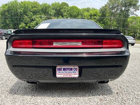 Used 2012 Dodge Challenger R/T w/ Electronics Convenience Group RWD image 4