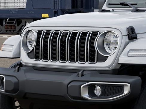 New 2026 Jeep Wrangler Unlimited Sahara AWD/4WD image 17