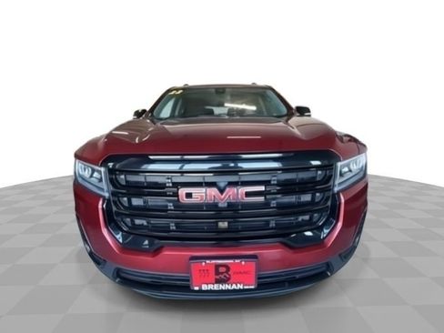 Certified 2022 GMC Acadia SLE w/ Driver Convenience Package image 3