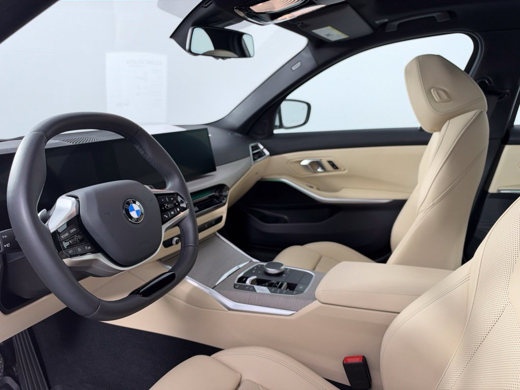 Used 2025 BMW 330i xDrive Sedan w/ Convenience Package AWD/4WD image 10