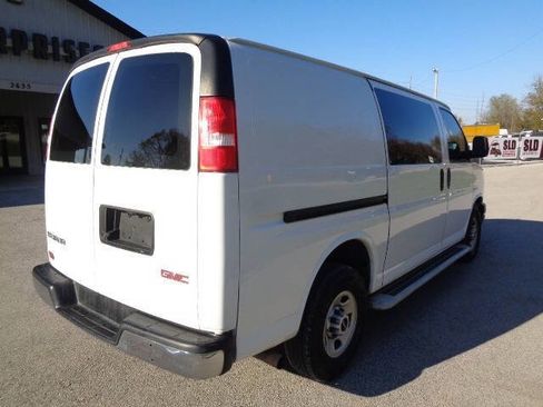 Used 2021 GMC Savana 2500 w/ Driver Convenience Package image 7