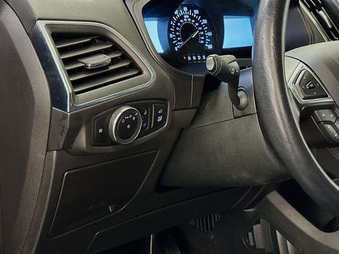 Used 2024 Ford Edge Titanium image 17