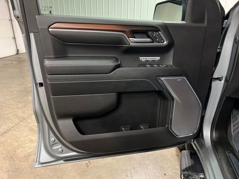 Used 2024 GMC Sierra 1500 Denali w/ Technology Package image 16