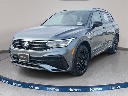 Used 2022 Volkswagen Tiguan SE R-Line