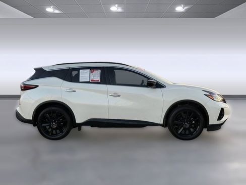 Used 2024 Nissan Murano SV w/ SV Midnight Edition Package image 7