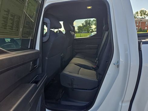 Used 2026 Toyota Tacoma SR5 AWD/4WD image 38