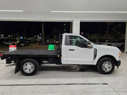 Used 2024 Ford F350 XL w/ XL Driver Assist Package RWD image 10