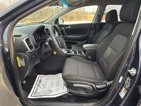 Used 2022 Kia Sportage LX image 25