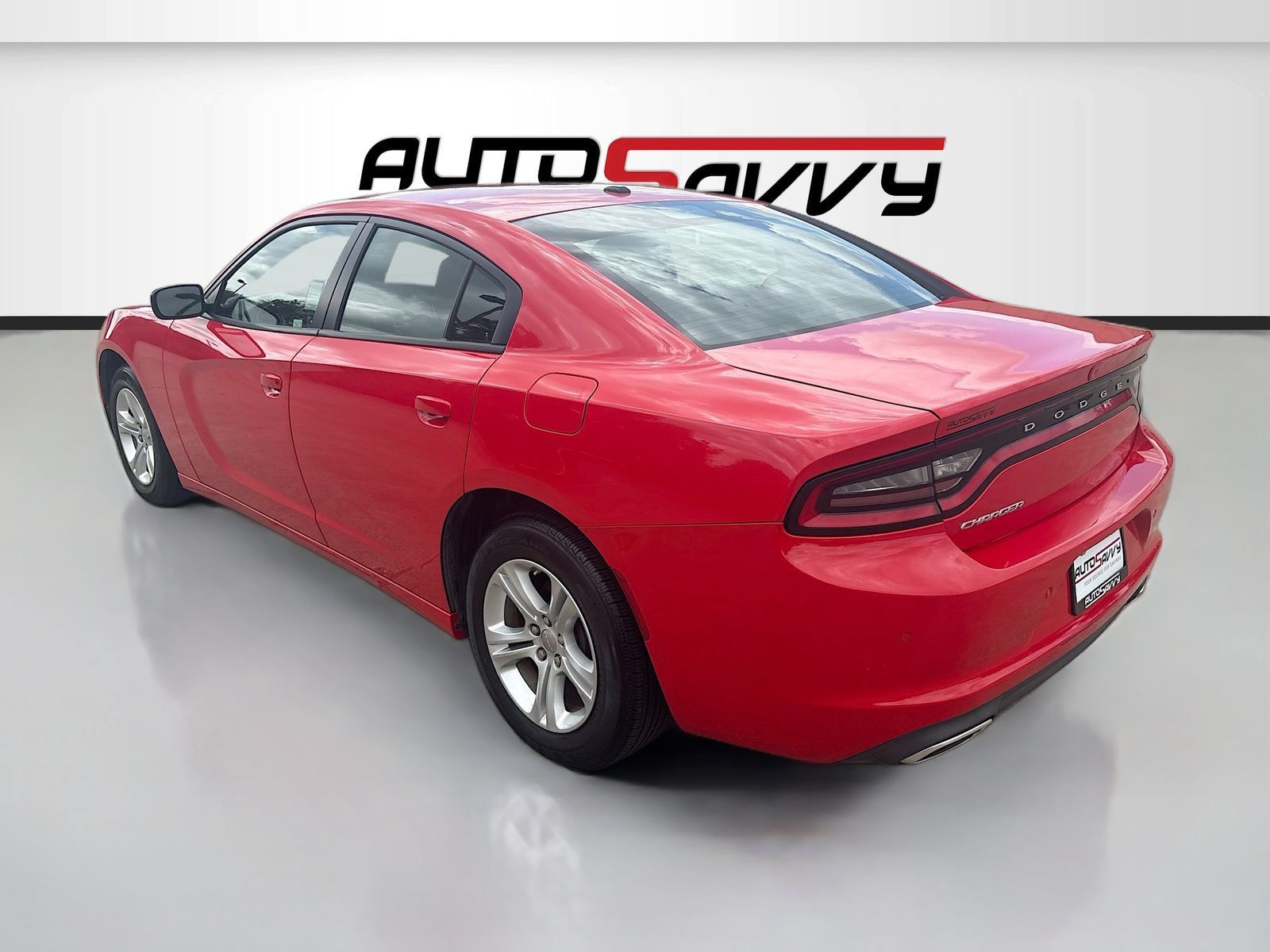 Used 2022 Dodge Charger SXT RWD image 5