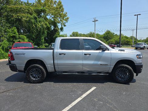 Used 2025 RAM 1500 Warlock AWD/4WD image 7