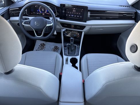 Certified 2025 Volkswagen Jetta S image 22