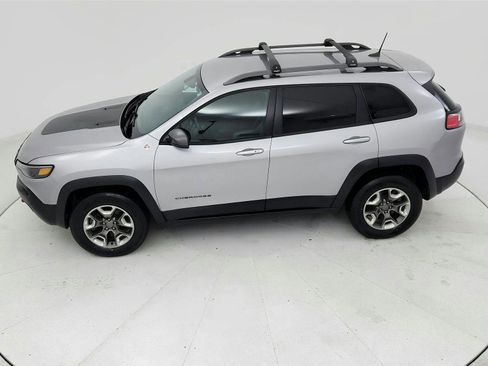 Used 2019 Jeep Cherokee Trailhawk AWD/4WD image 14