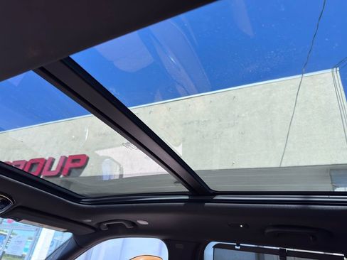 Used 2022 Jeep Grand Cherokee Summit w/ Luxury Tech Group V AWD/4WD image 37