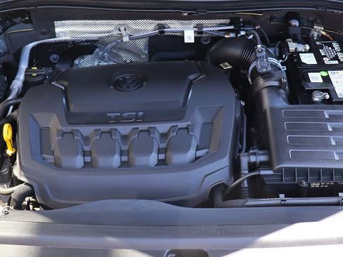 Used 2019 Volkswagen Tiguan SEL FWD image 60