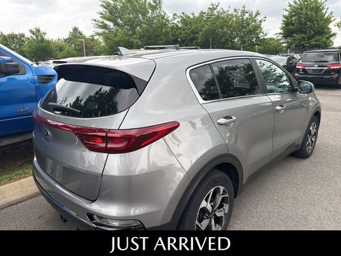 Used 2022 Kia Sportage LX FWD image 6