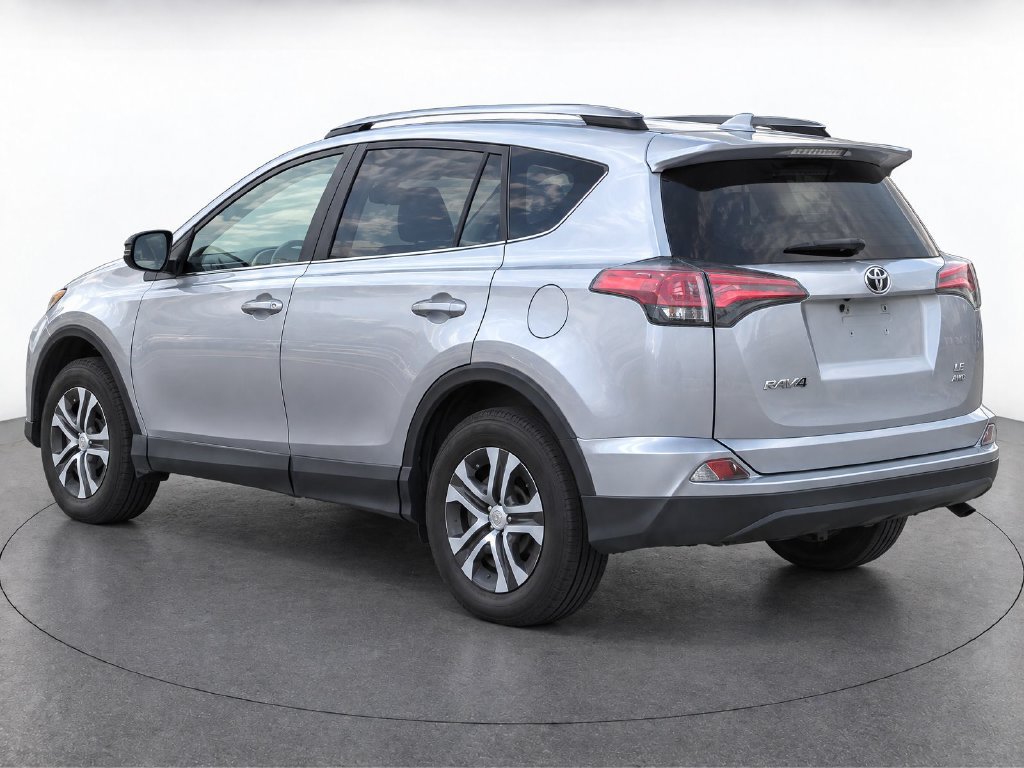 Used 2018 Toyota RAV4 LE w/ All Weather Liner Package AWD/4WD image 3