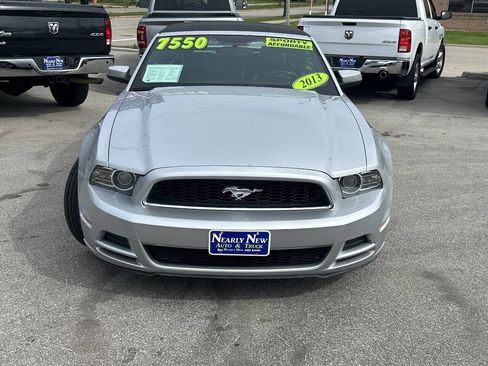 Used 2013 Ford Mustang Premium RWD image 8