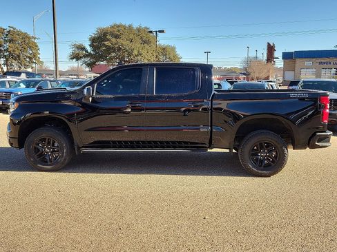 Used 2023 Chevrolet Silverado 1500 LT Trail Boss w/ LT Trail Boss Premium Package image 2