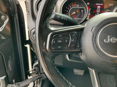Used 2021 Jeep Wrangler Sport image 8