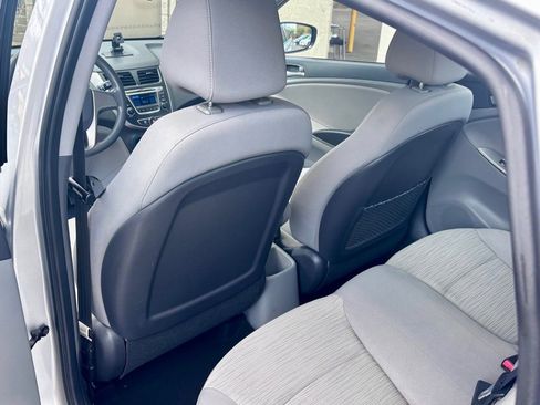 Used 2016 Hyundai Accent SE image 7