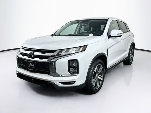 Used 2024 Mitsubishi Outlander Sport AWD image 3