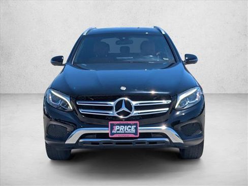 Used 2018 Mercedes-Benz GLC 300 image 2