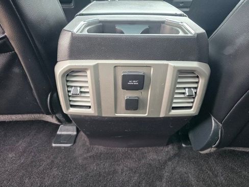 Used 2016 Ford F150 Lariat image 19