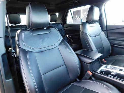 Used 2022 Ford Explorer ST w/ Equipment Group 401A image 21