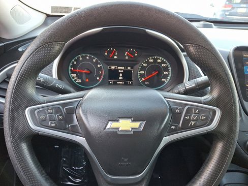 Used 2022 Chevrolet Malibu LS image 20