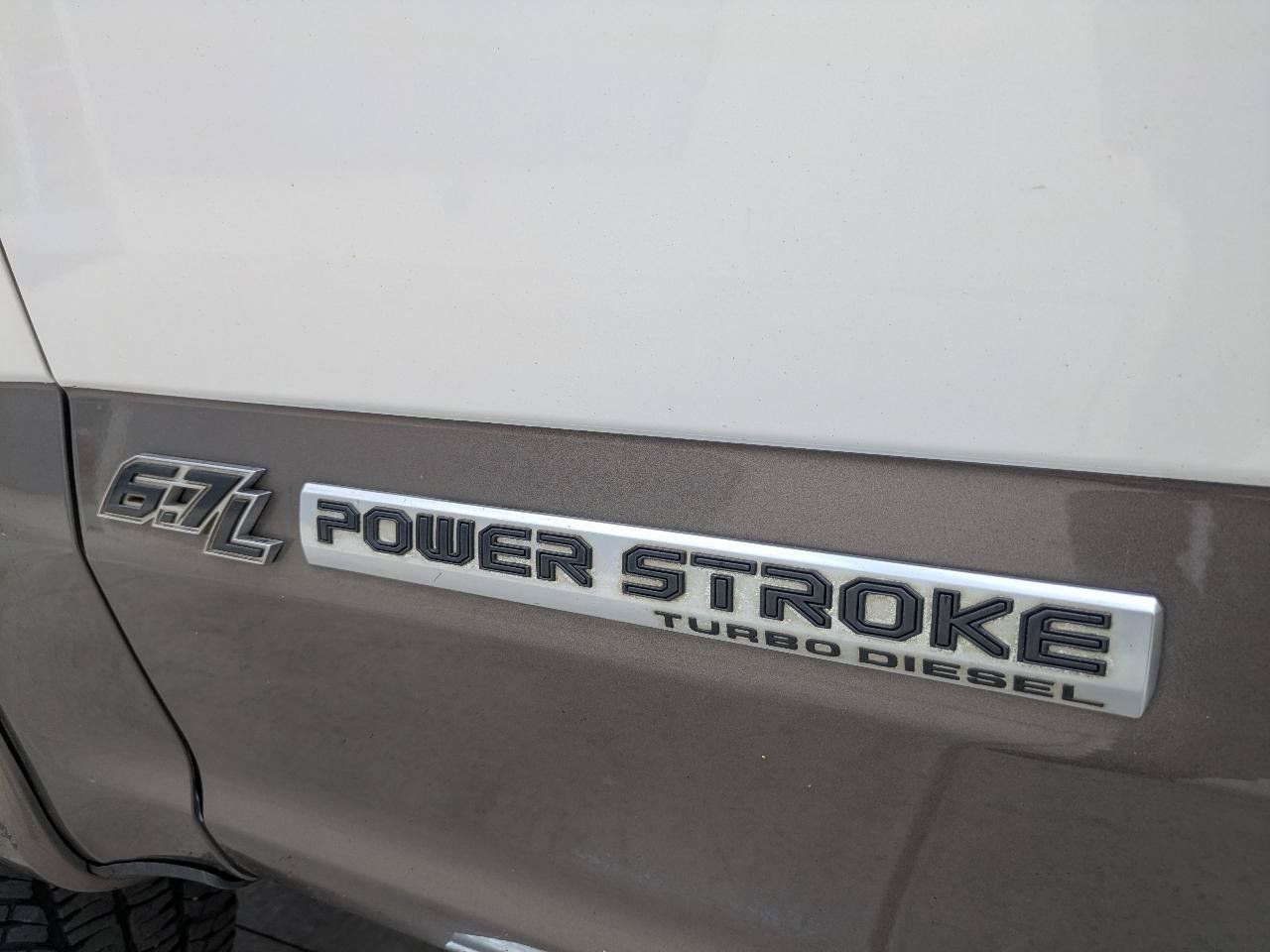 Used 2019 Ford F250 Lariat w/ Chrome Package AWD/4WD image 8