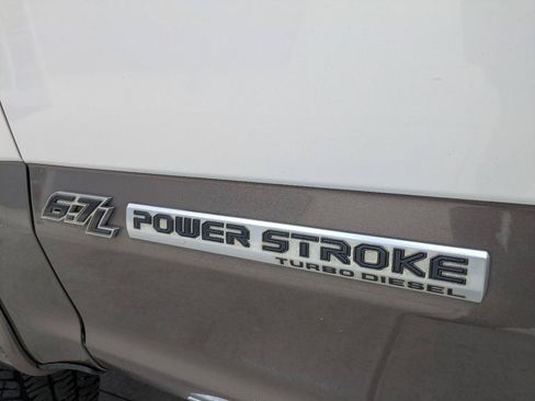 Used 2019 Ford F250 Lariat w/ Chrome Package AWD/4WD image 8