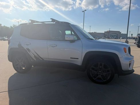 Used 2020 Jeep Renegade Altitude AWD/4WD image 22