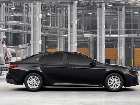 New 2026 Toyota Camry LE AWD/4WD image 12