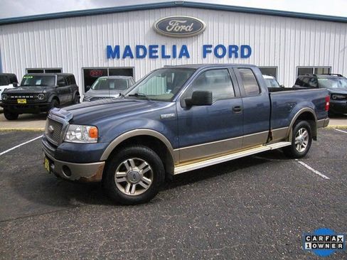Used 2006 Ford F150 Lariat image 1
