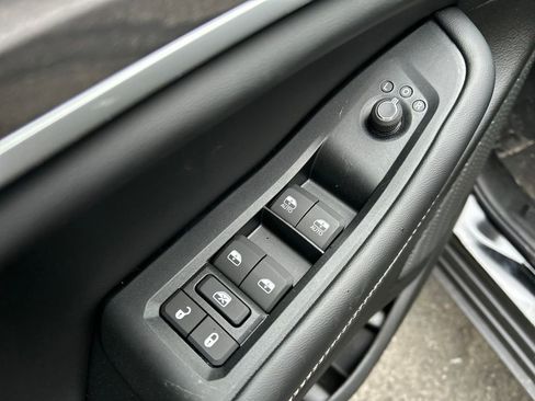 New 2026 Jeep Grand Cherokee Altitude AWD/4WD image 12