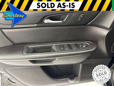 Used 2016 GMC Acadia SLE FWD image 25
