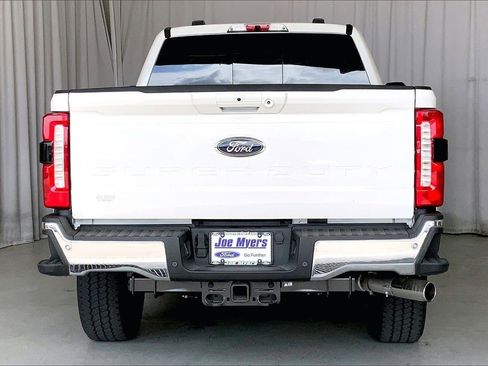 Used 2026 Ford F250 Lariat w/ Chrome Package image 4