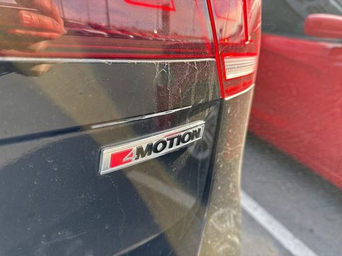 Used 2019 Volkswagen Tiguan SE image 9