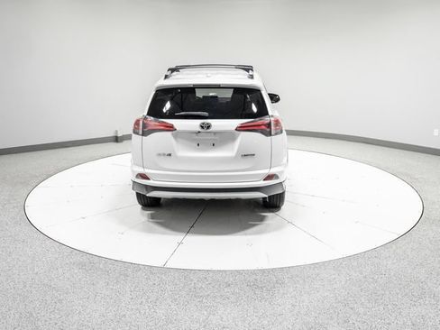 Used 2018 Toyota RAV4 Limited w/ Carpet Mat Package FWD image 32