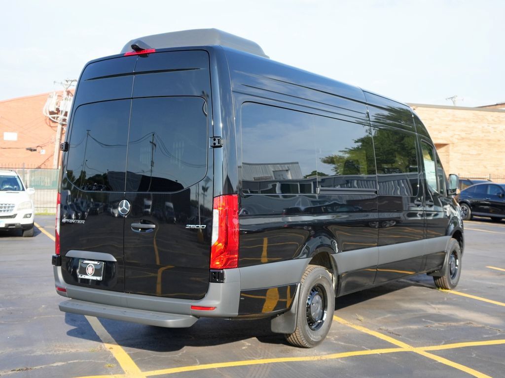 New 2026 Mercedes-Benz Sprinter 2500 image 3