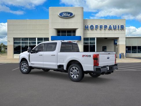 New 2026 Ford F250 Lariat w/ Lariat Premium Package image 4