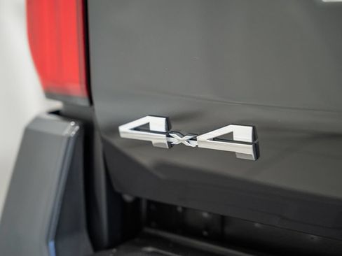 New 2026 Toyota Tacoma SR5 AWD/4WD image 7