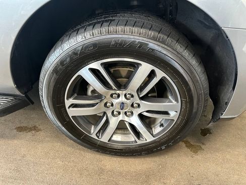 Used 2024 Ford Expedition Max Limited RWD image 2