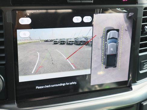 New 2025 Ford F150 Lariat w/ Equipment Group 502A High image 28