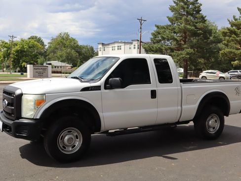 Used 2011 Ford F250 XL AWD/4WD image 10