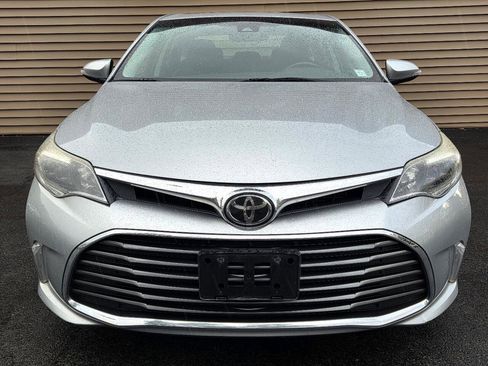Used 2018 Toyota Avalon Limited image 9