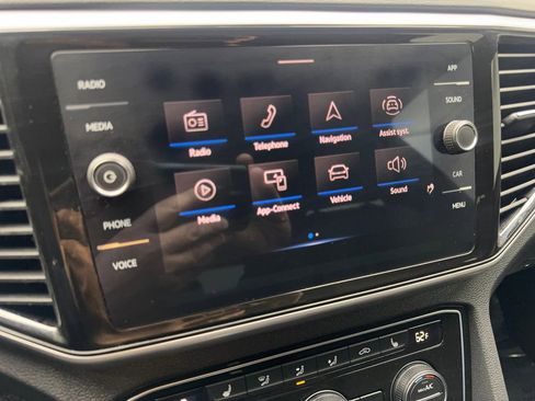 Used 2023 Volkswagen Atlas Cross Sport SE w/ Black Wheel Package image 62