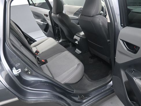 Used 2024 Subaru Crosstrek 2.0i Premium AWD/4WD image 21