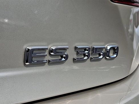 Used 2015 Lexus ES 350 image 32