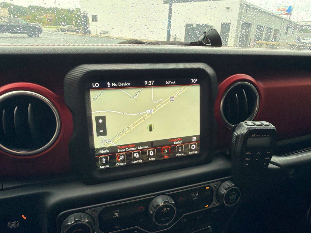 Used 2021 Jeep Wrangler Unlimited Rubicon AWD/4WD image 18